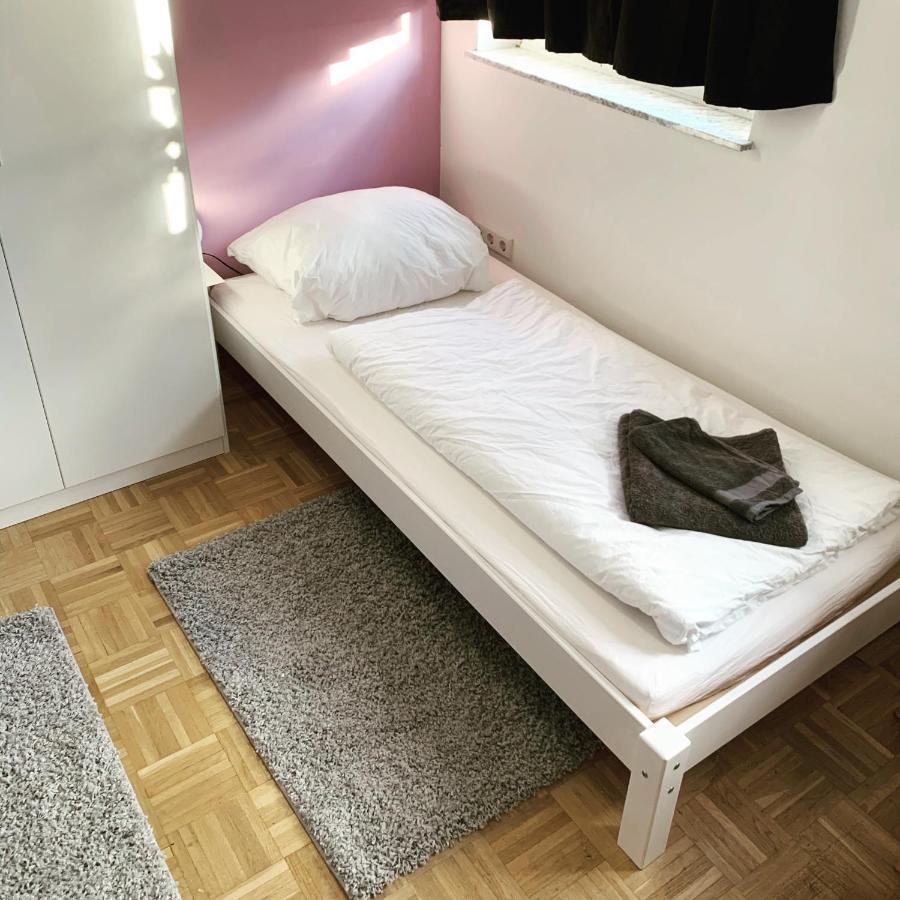 Aschaffapartment 4 Schlafzimmer Bis 10 Personen Bei Aschaffenburg Mainaschaff Luaran gambar