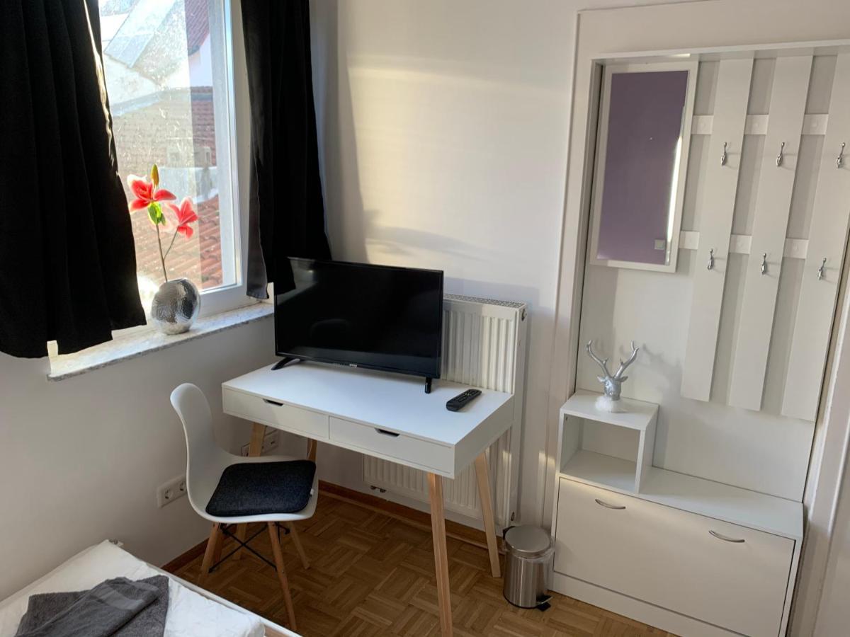 Aschaffapartment 4 Schlafzimmer Bis 10 Personen Bei Aschaffenburg Mainaschaff Luaran gambar