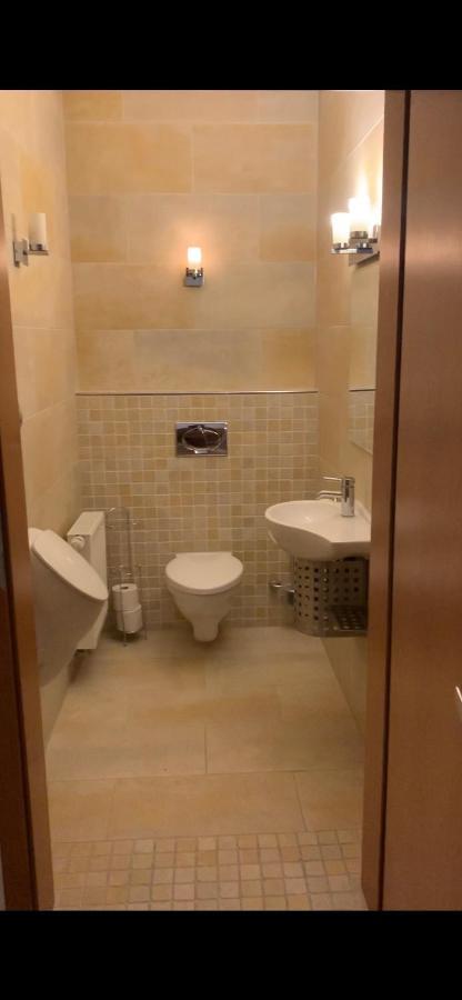 Aschaffapartment 4 Schlafzimmer Bis 10 Personen Bei Aschaffenburg Mainaschaff Luaran gambar