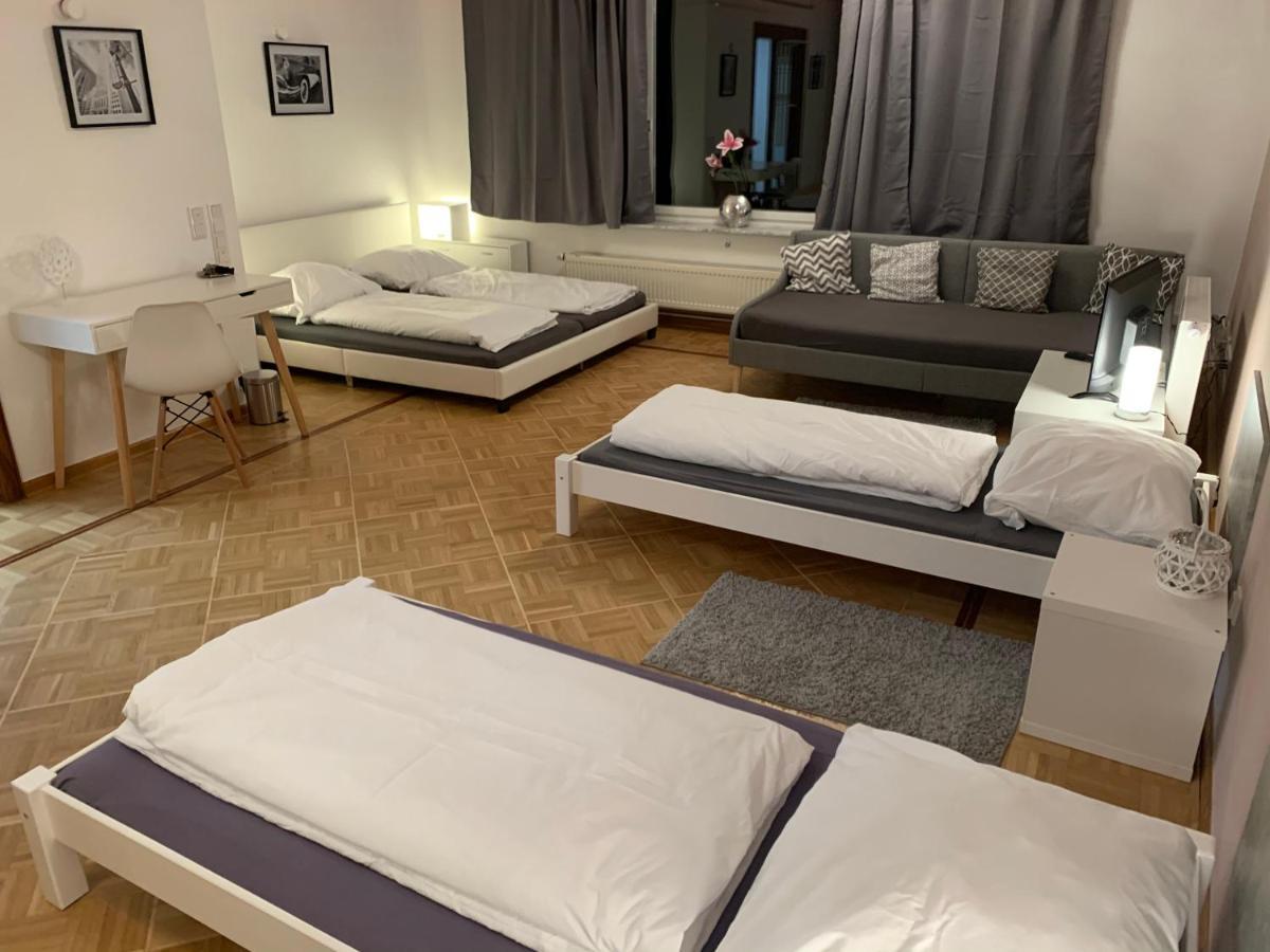 Aschaffapartment 4 Schlafzimmer Bis 10 Personen Bei Aschaffenburg Mainaschaff Luaran gambar